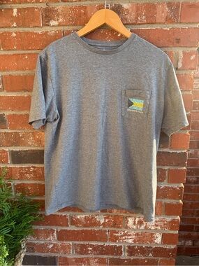 Vineyard Vines Heather Gray Short Sleeve Pocket Tee